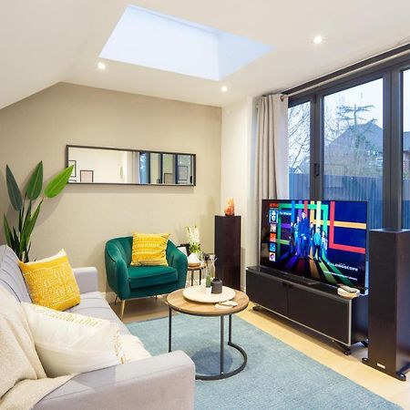 A Beautiful One Bedroom Flat With Garden & Parking Mill Hill Ngoại thất bức ảnh